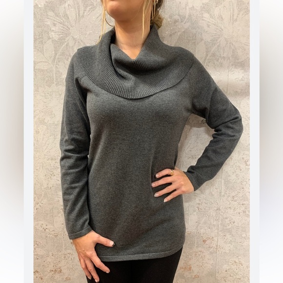 Ricki's grey stretchy cowl neck long sleeve tunic sweater women's size Medium - Picture 1 of 9